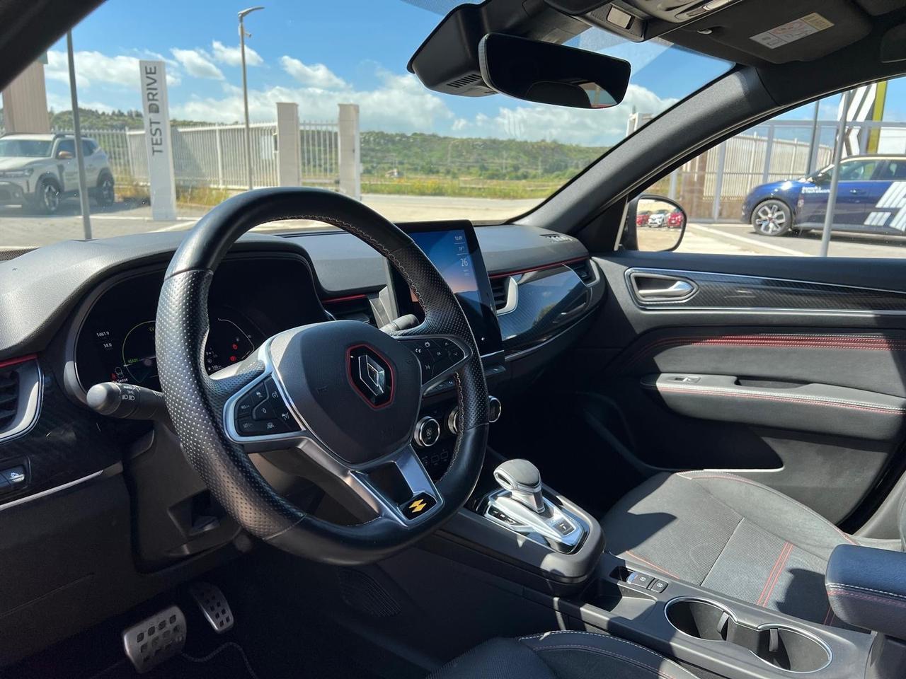 Renault Arkana Hybrid E-Tech 145 CV R.S. Line
