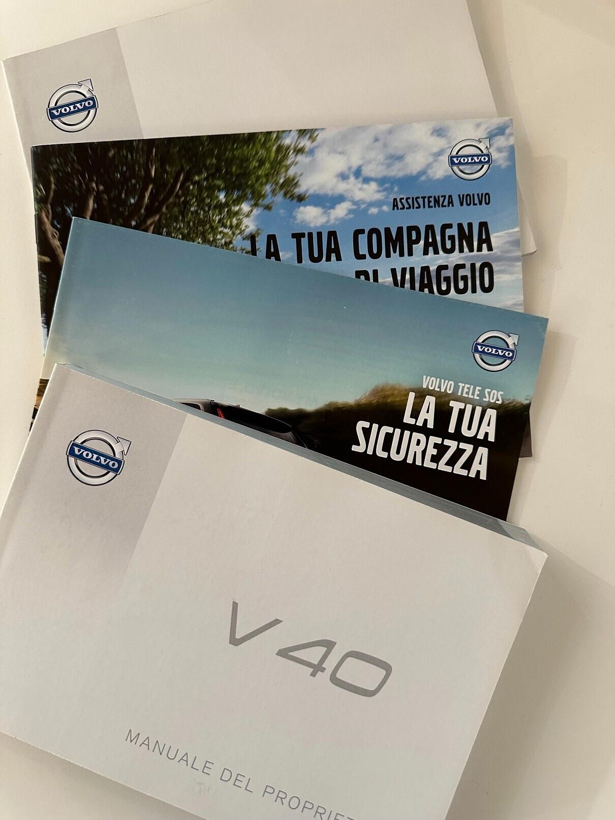 Volvo V40 1.6 D2 KINETIC - PER NEOPATENTATI