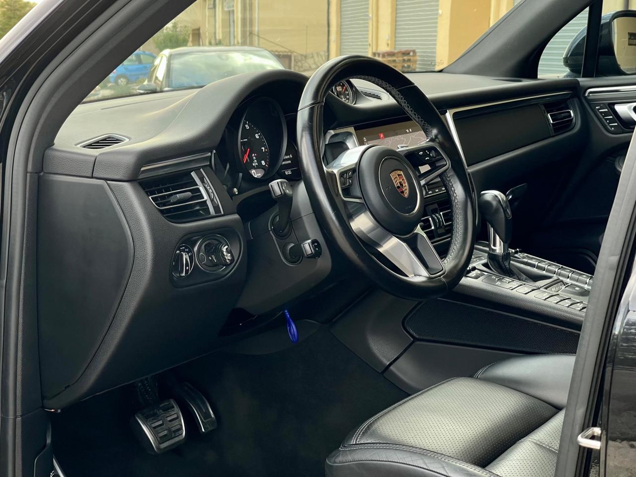 Porsche Macan 2.0 245cv TETTO/R21/CHRONO - FULL