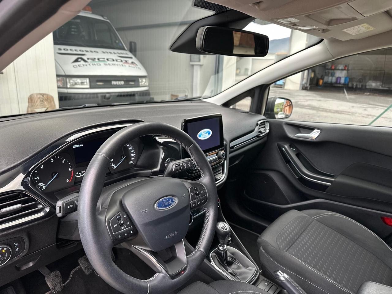 Ford Fiesta 1.5 EcoBlue 5 porte Vignale