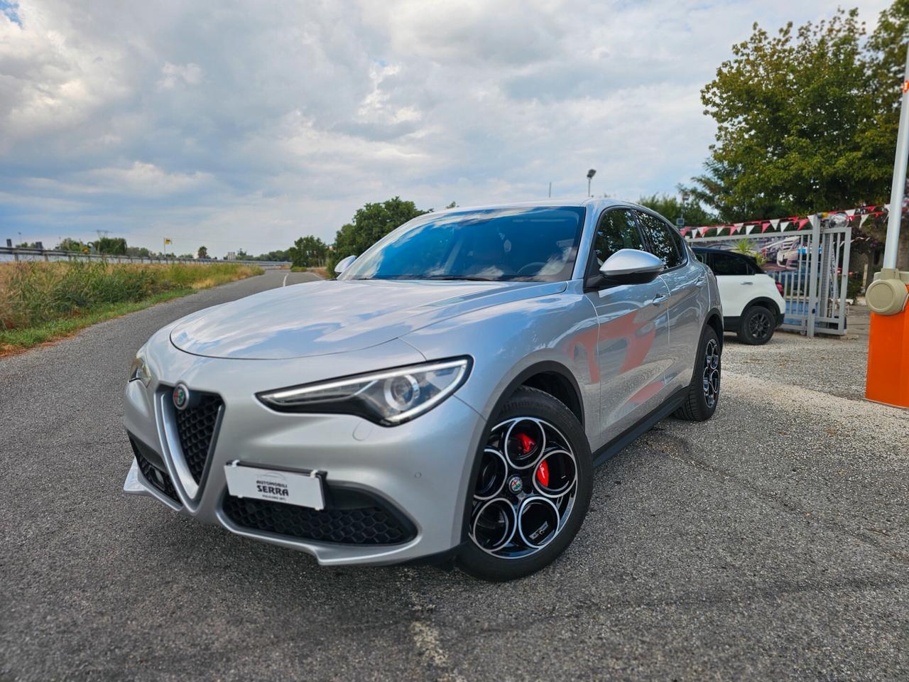 Alfa Romeo Stelvio 2.2 Turbodiesel 190 CV AT8 Q4 Business