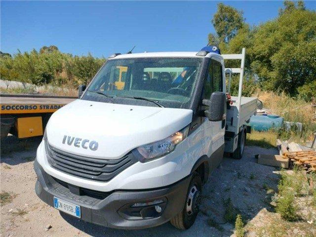 IVECO Daily 35C16Hp 3.0HPT PMedio Ribaltabile+GRU