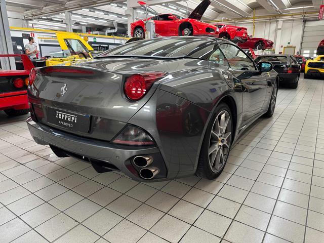 FERRARI California DCT