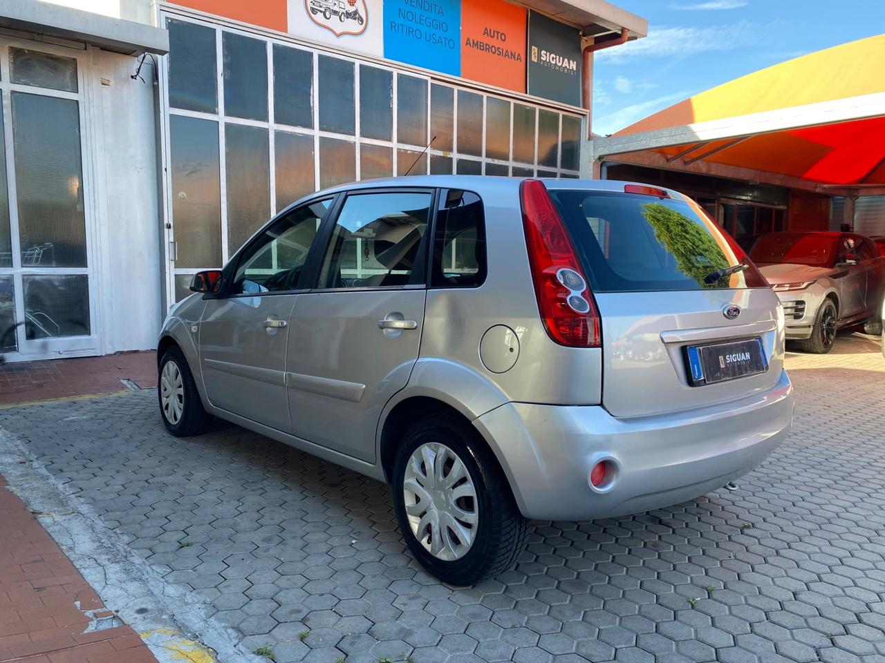 Ford Fiesta ADATTA A NEOPATENTATI 1.2 16V 5p.