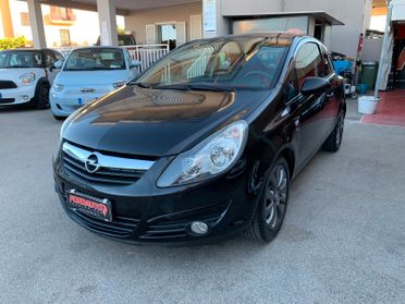 Opel Corsa 1.2 3 porte Sport