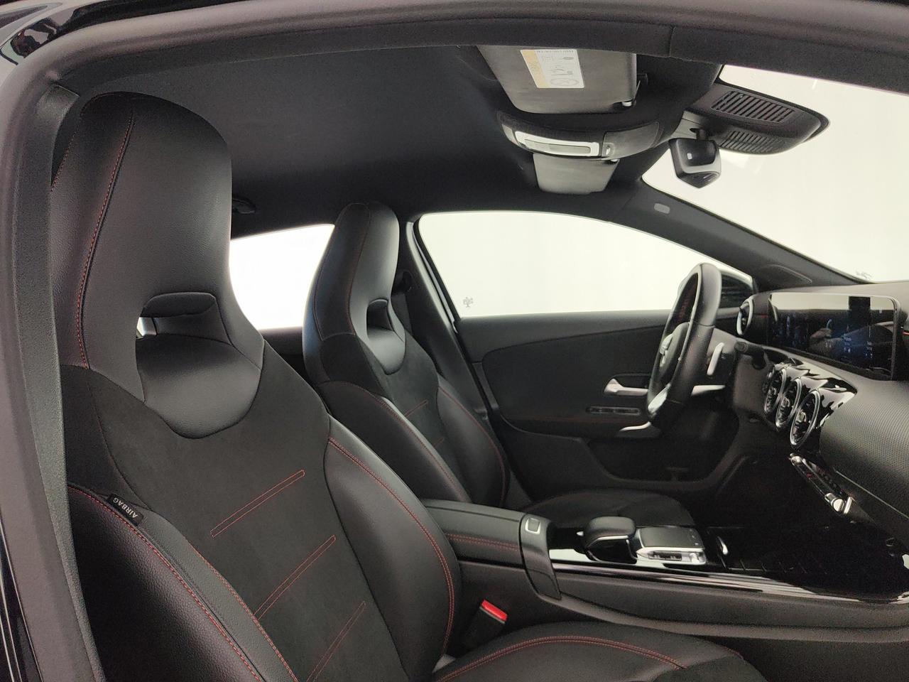 Mercedes-Benz A 180 Premium auto