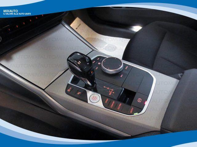 BMW 318 D Business Advantage AUT EU6