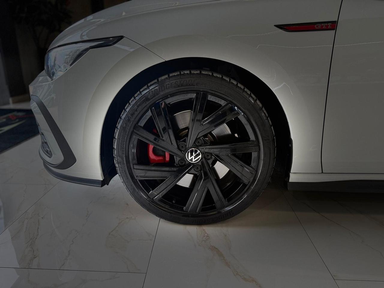 Volkswagen Golf GTI 8 245CV