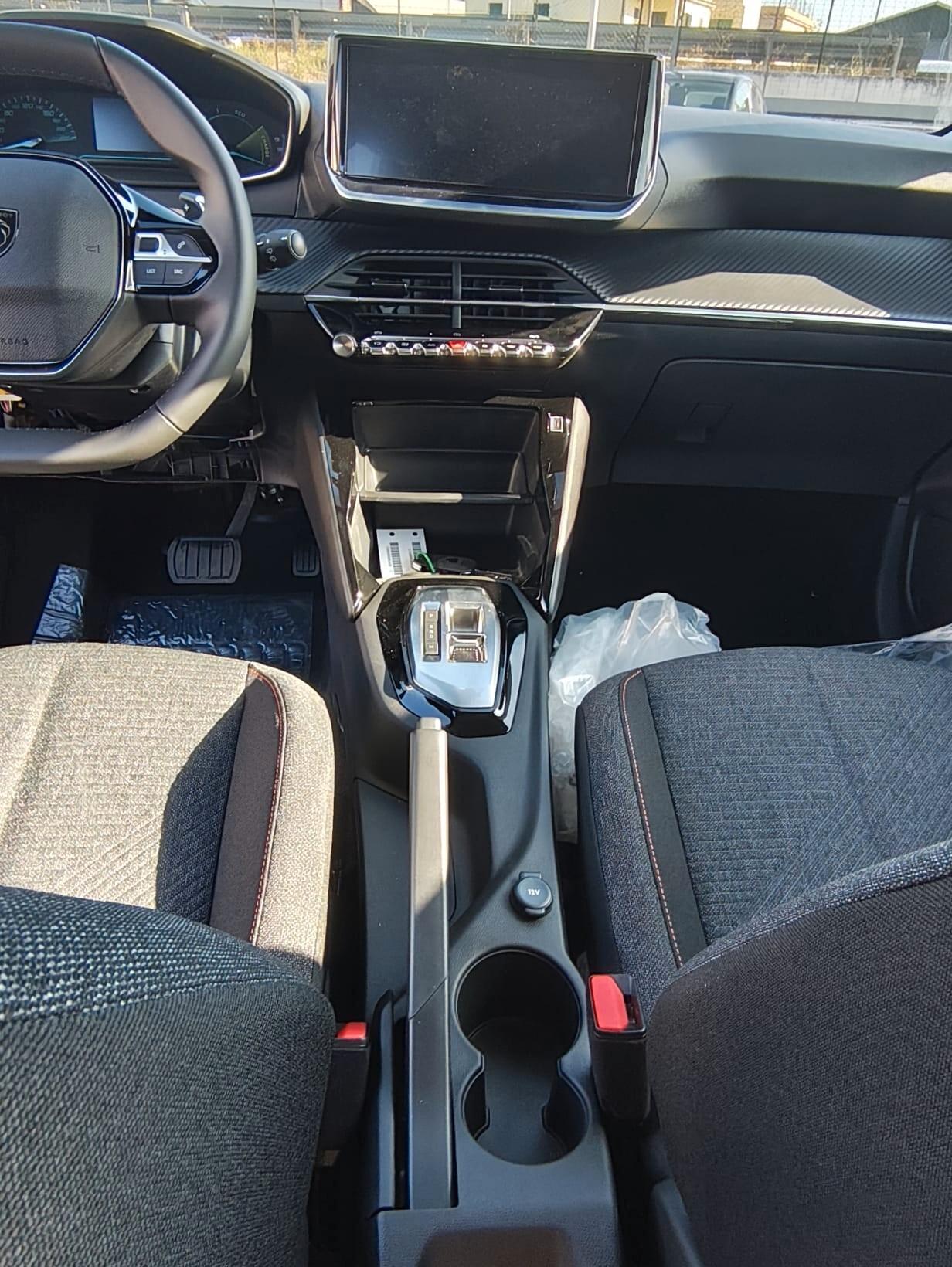 Peugeot 208 Hybrid 110 e-DCS6 Style