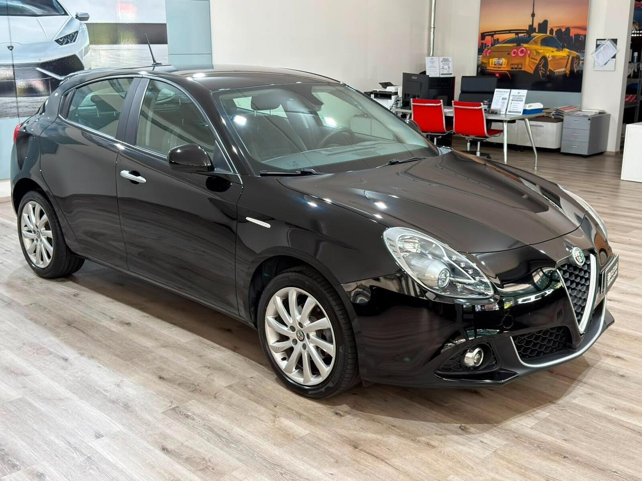 ALFA ROMEO GIULIETTA 1.6JTDm 120cv AUTOMATICA 2019