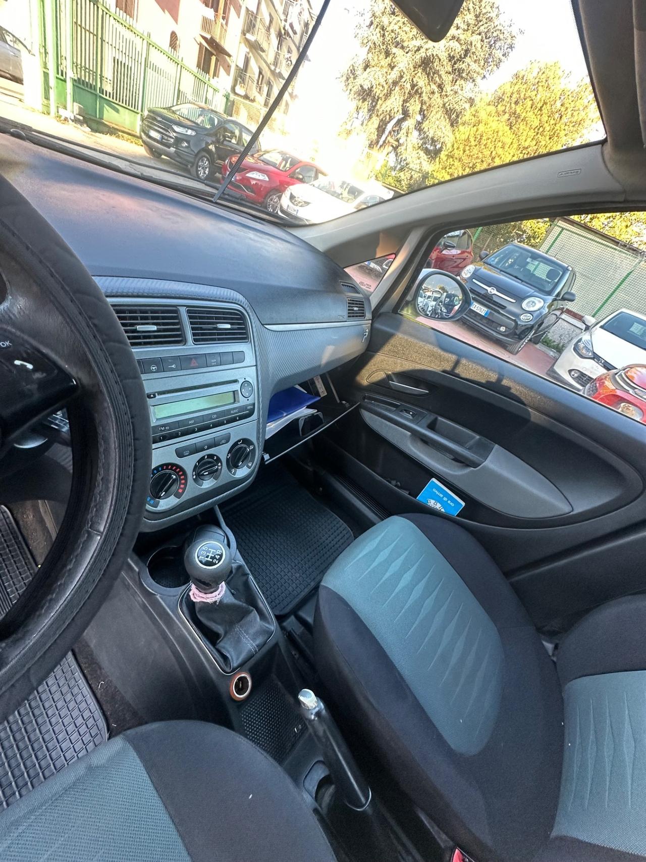 Fiat Grande Punto 1.3 MJT 75 CV 5 porte Fun