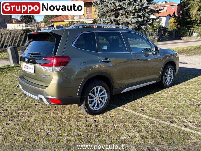 Subaru Forester 2.0 e-Boxer Style auto