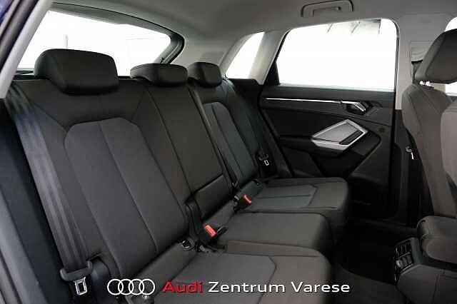 Audi Q3 35 TFSI 150CV MHEV Stronic Business