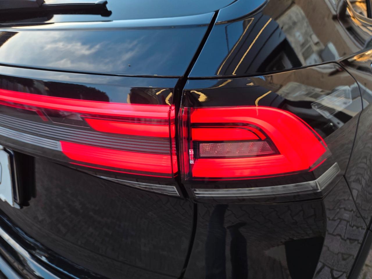 Volkswagen Taigo 1.5 TSI 150 CV DSG R-Line