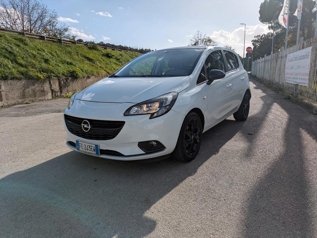 Opel Corsa 1.4 90CV GPL Tech 5 porte b-Color