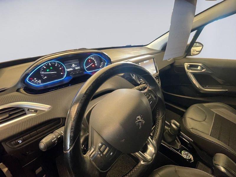 Peugeot 2008 BlueHDi 100cv Allure