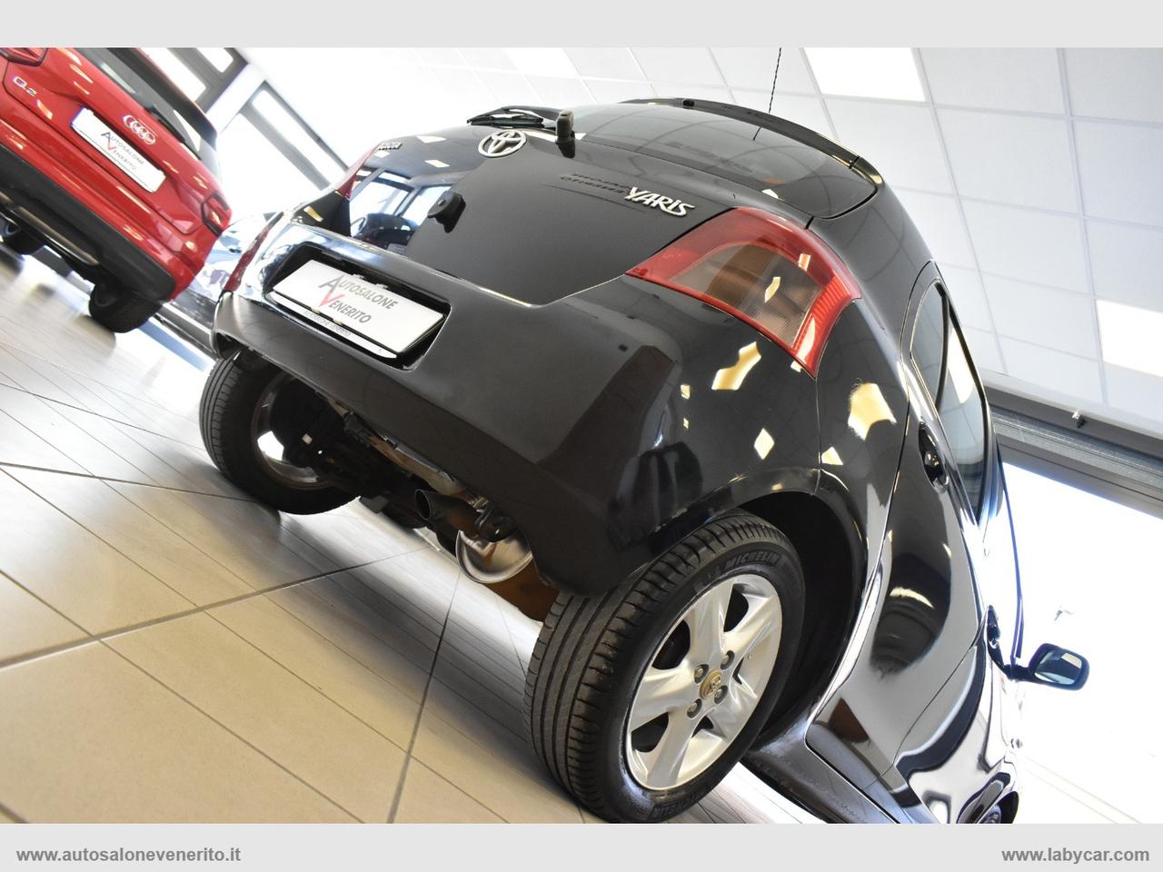 TOYOTA Yaris 1.4 D-4D 5p. Sol