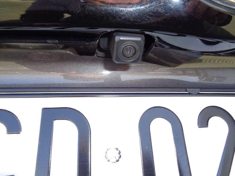 Toyota Yaris Yaris 1.5h Business