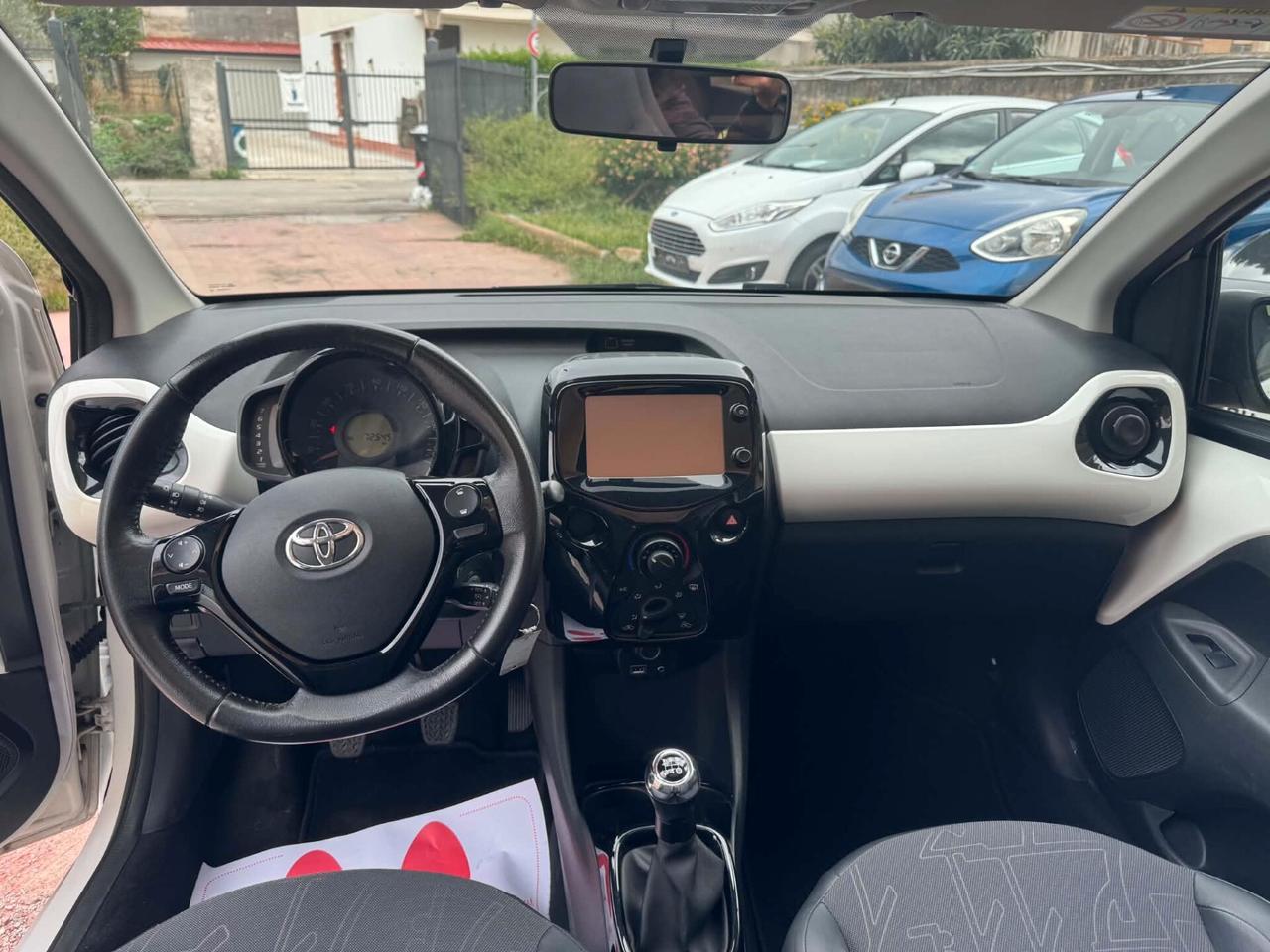 TOYOTA AYGO CABRIO 2016 SUPER FULL EURO6