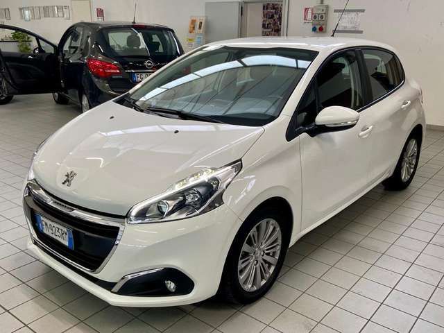 Peugeot 208 1.6 BlueHdi ACTIVE 75cv *NEOPATENTATI*