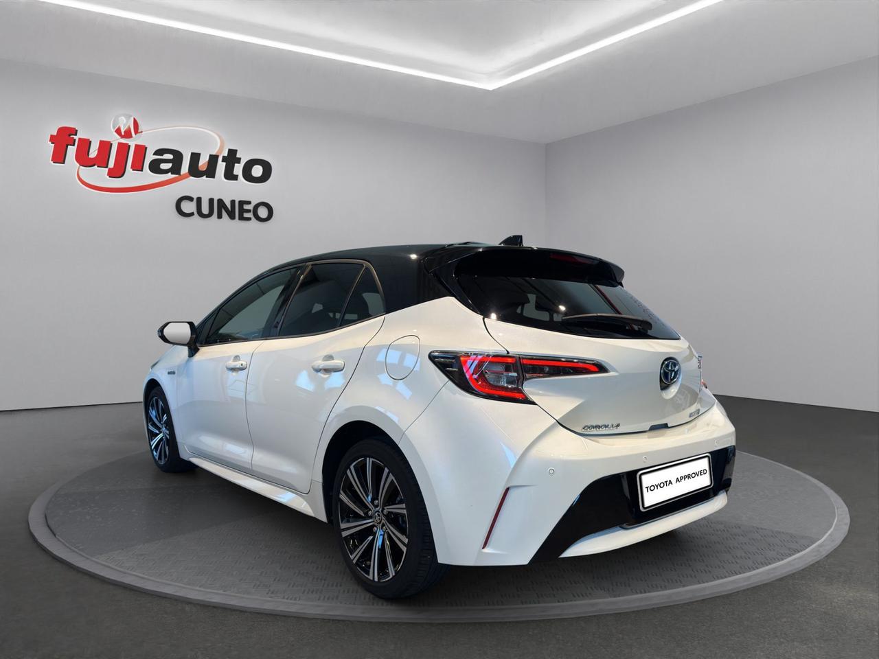 Toyota Corolla 1.8h STYLE cvt