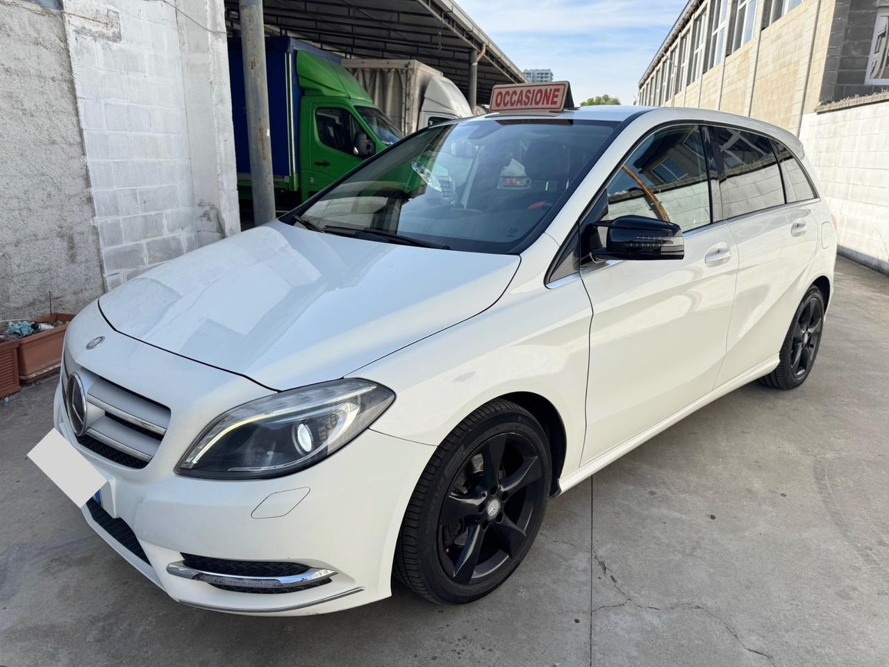 Mercedes-benz B 180 B 180 Premium Edition SPORT EURO 6