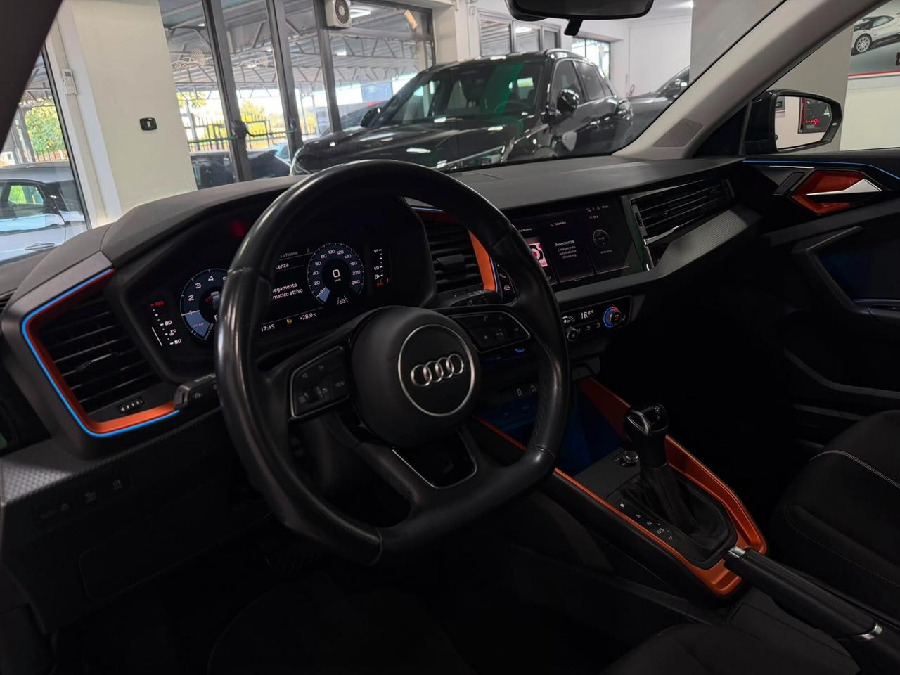 Audi A1 allstreet 30 TFSI S tronic Identity Contrast