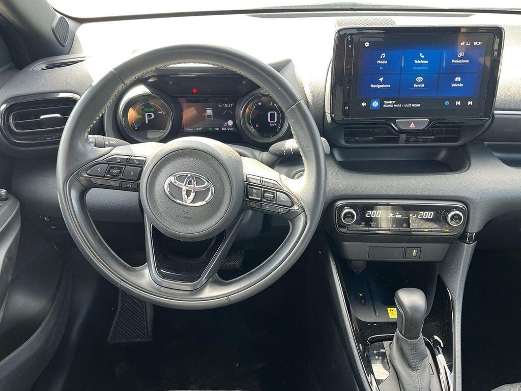 Toyota Yaris 1.5 hybrid Lounge