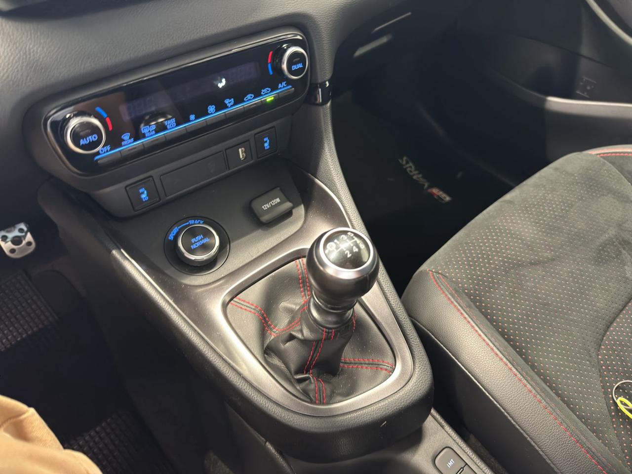 Toyota YARIS GR CIRCUIT