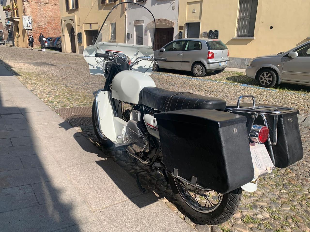 Moto Guzzi Falcone Nuovo Civile
