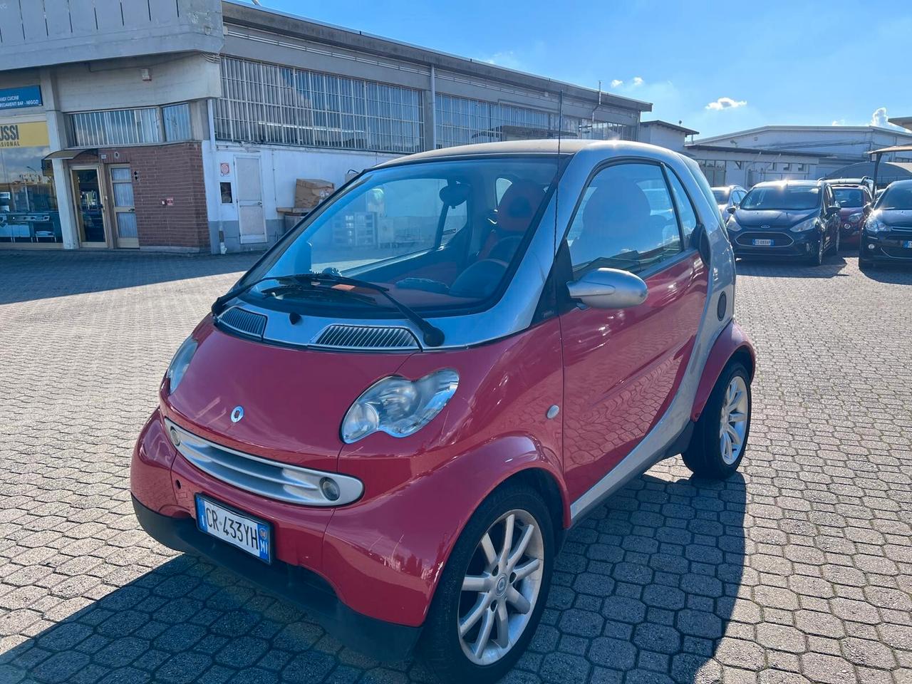 Smart ForTwo 700 coupé pure (45 kW)