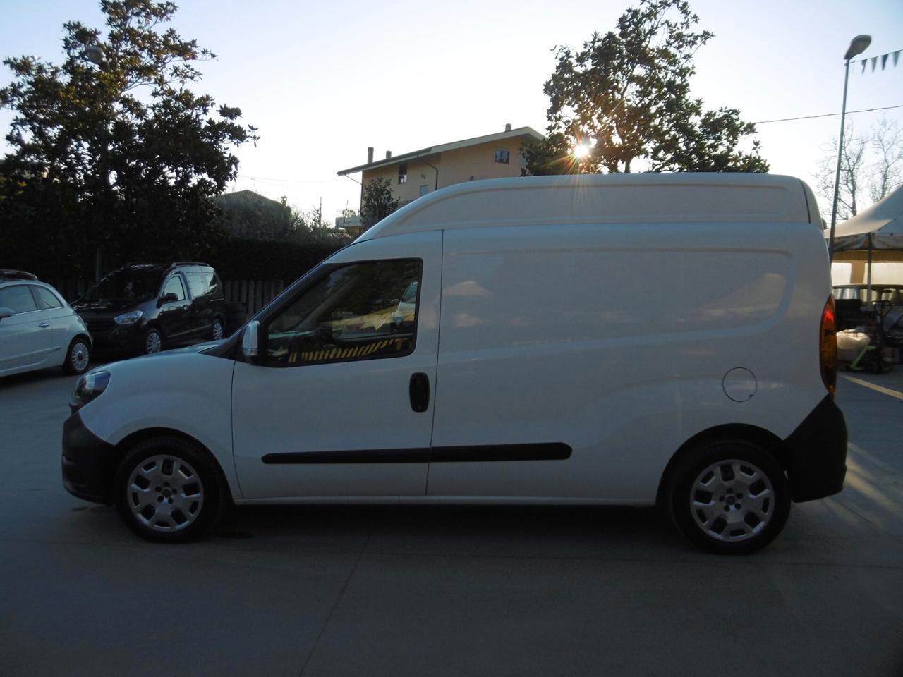 FIAT DOBLO' 1.6 Mjet MAXI - XL Officina Mobile