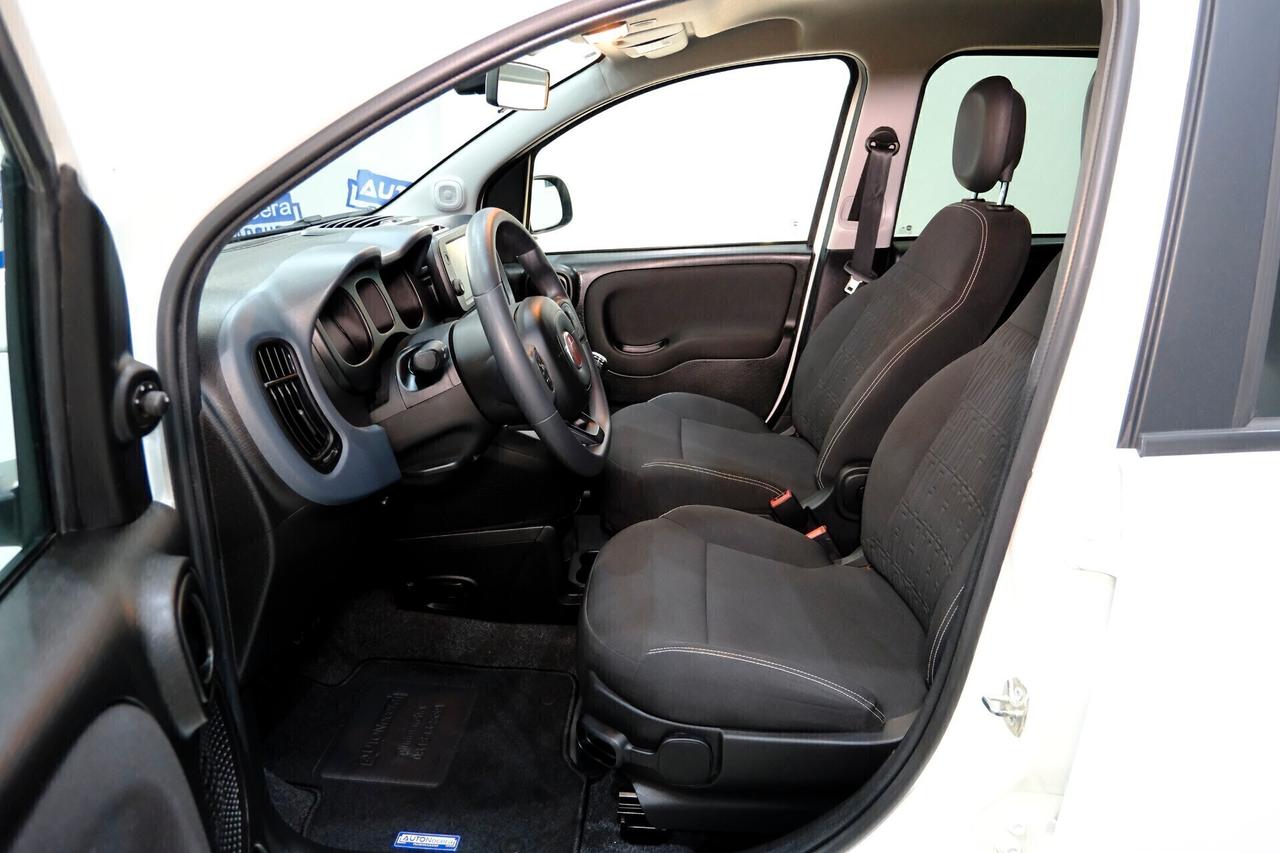 Fiat Panda Cross HYBRID 70cv CAR PLAY