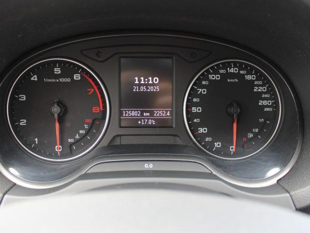 AUDI A3 1.2 TFSI 110 CV Business