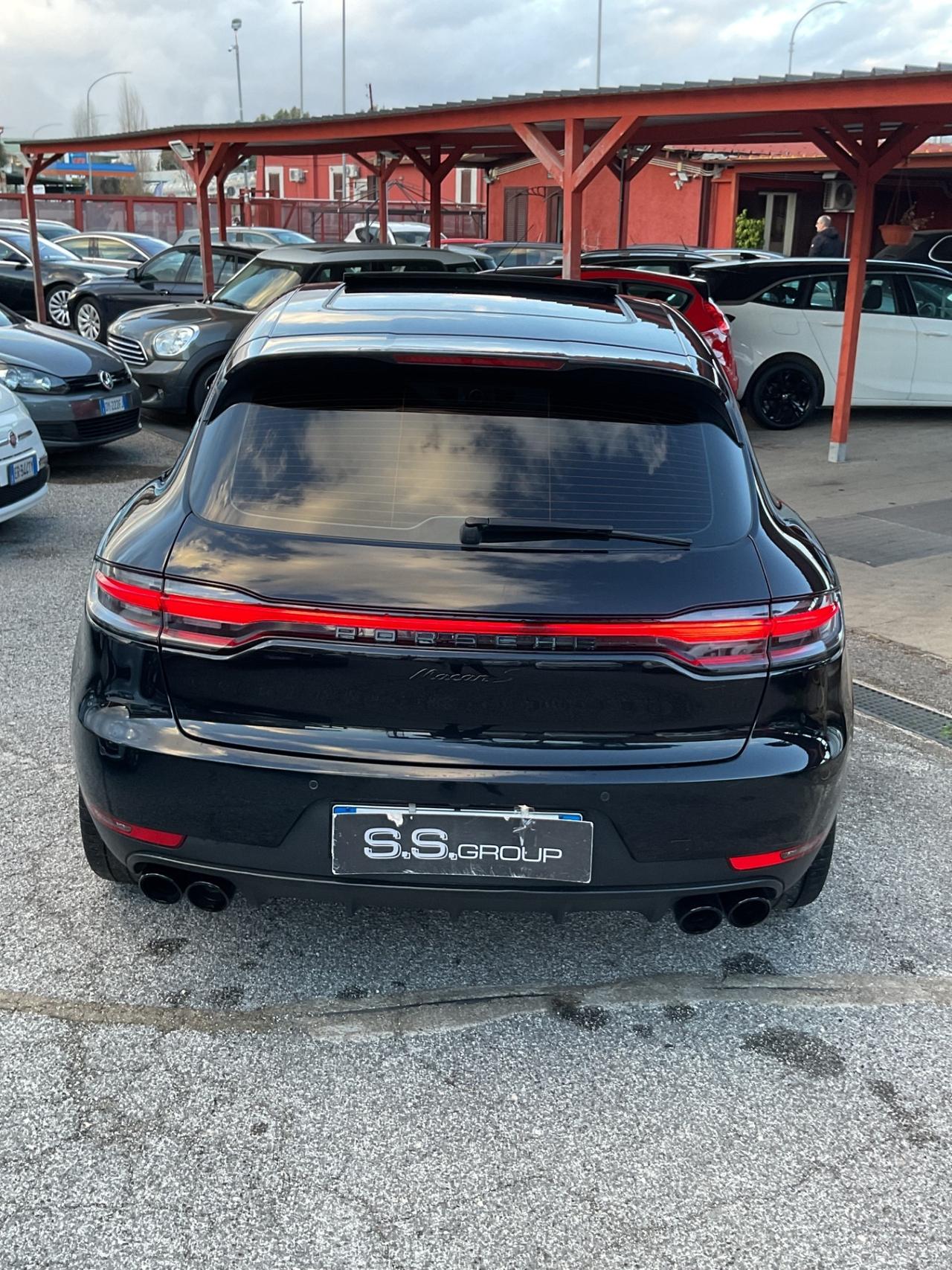 Macan 3.0 S-unipro-rate-black pack-strafull