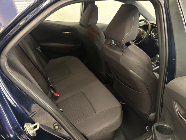 TOYOTA Corolla 1.8 Hybrid Business