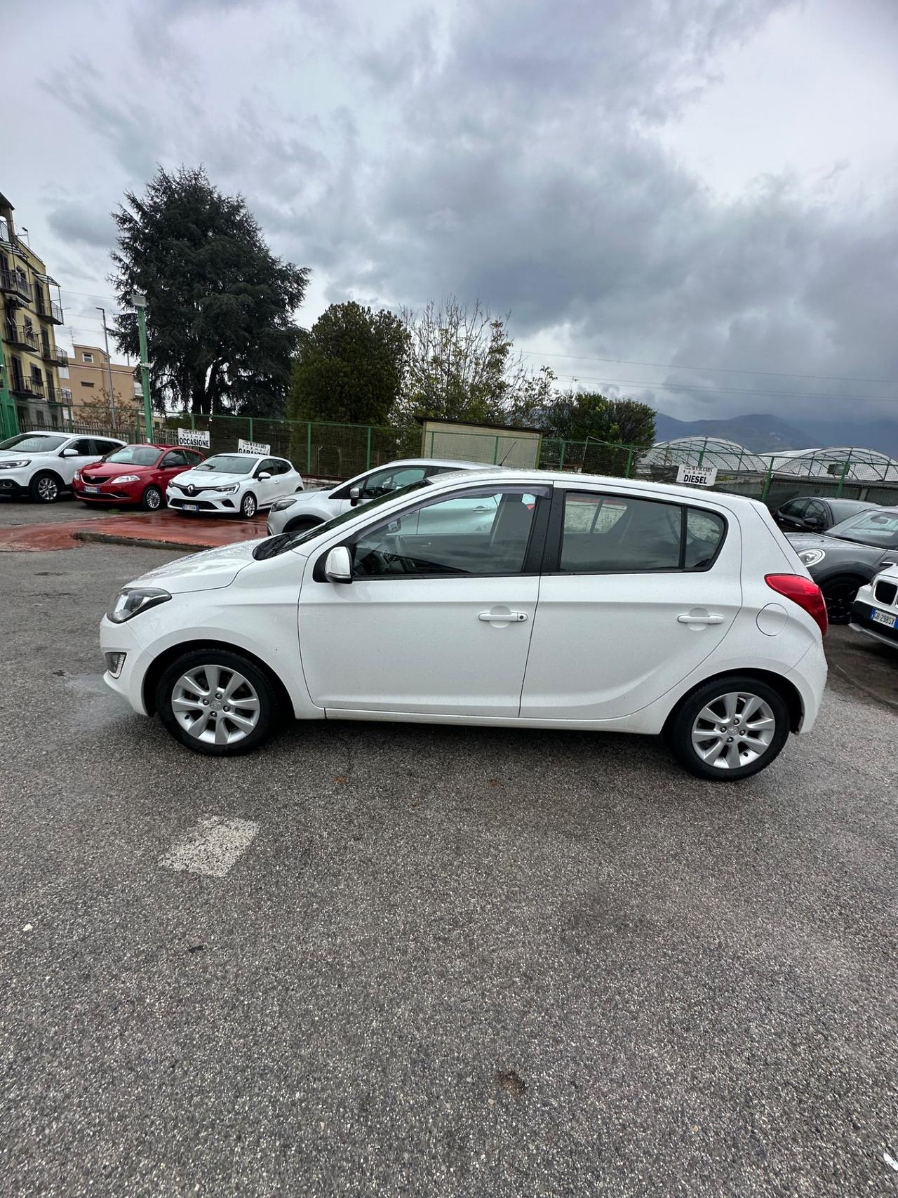 Hyundai i20 1.2 5p. BlueDrive GPL Sound Edition