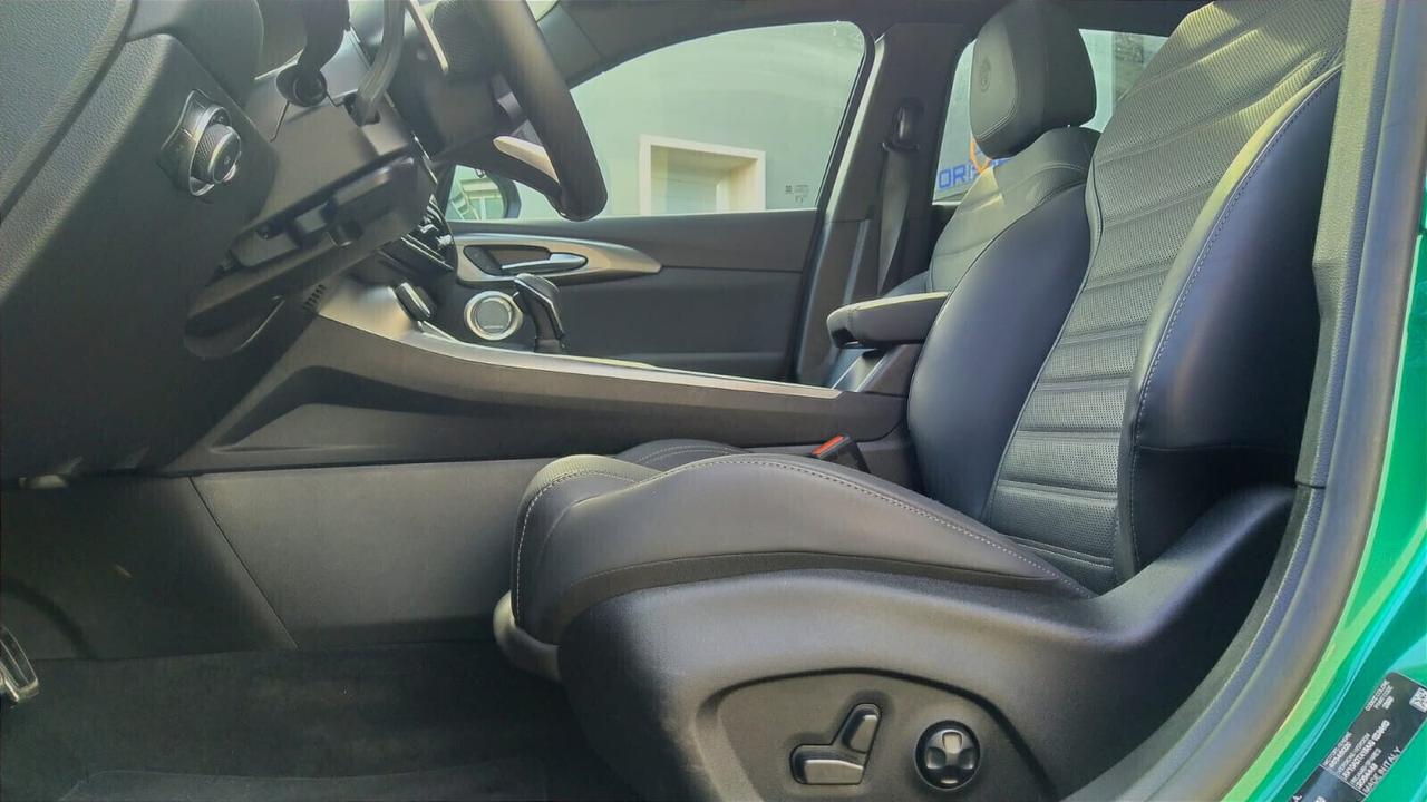 Alfa Romeo Tonale 1.6 diesel 130 CV TCT6 Tributo Italiano