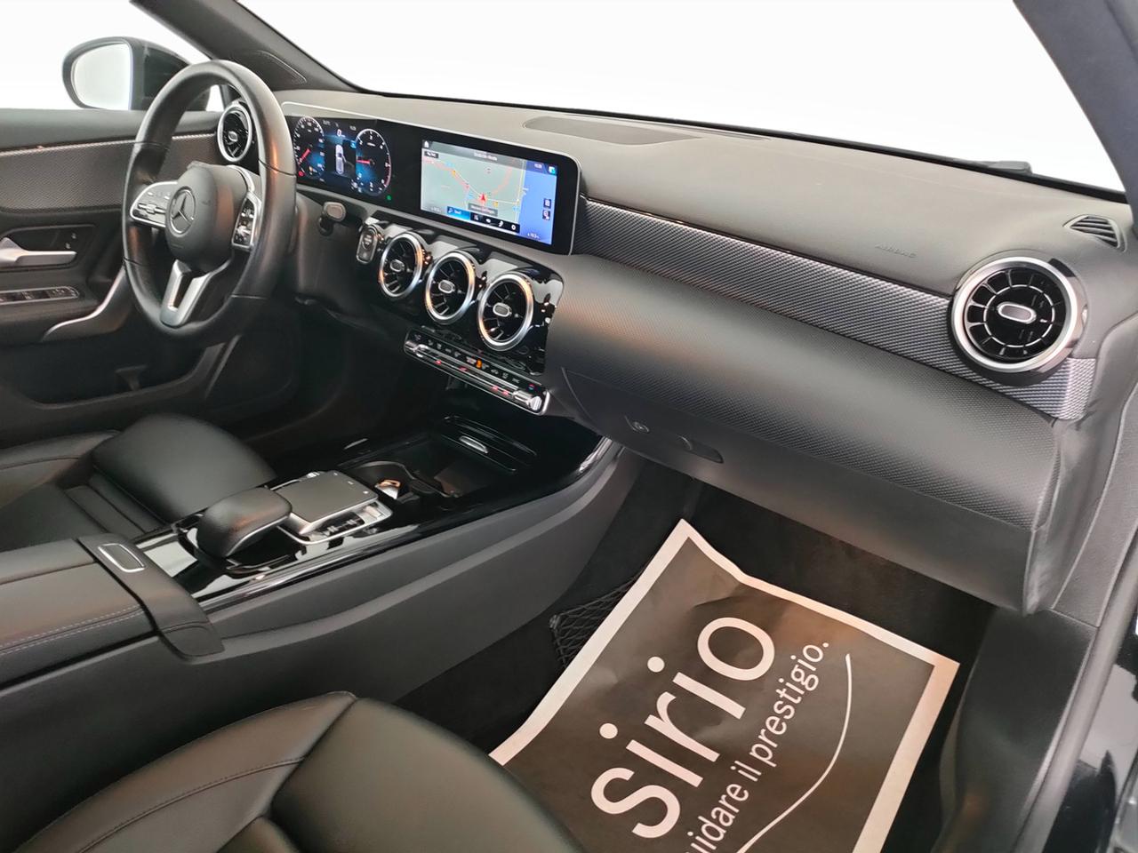 Mercedes-Benz Classe A - W177 2018 - A 180 d Sport auto