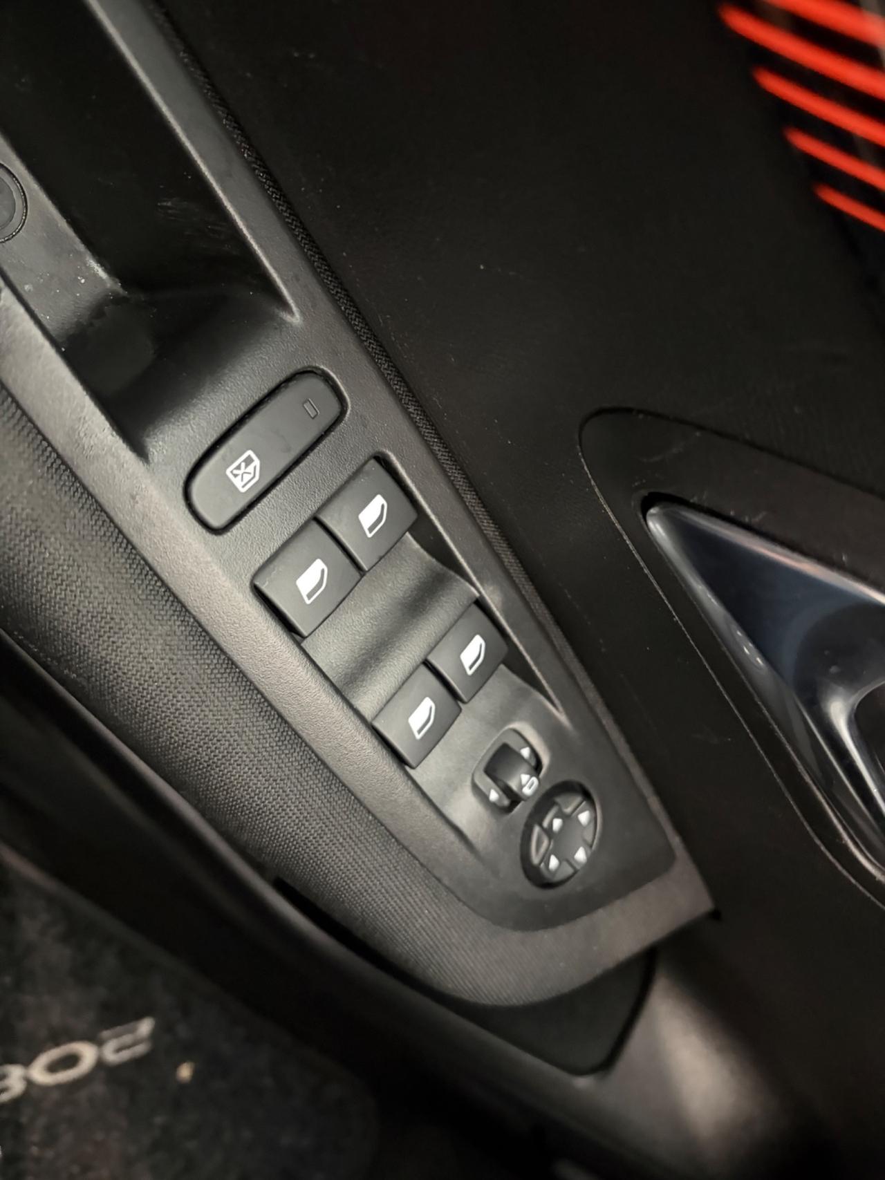 Peugeot 208 BlueHDi 100 Stop&Start 5 porte Active