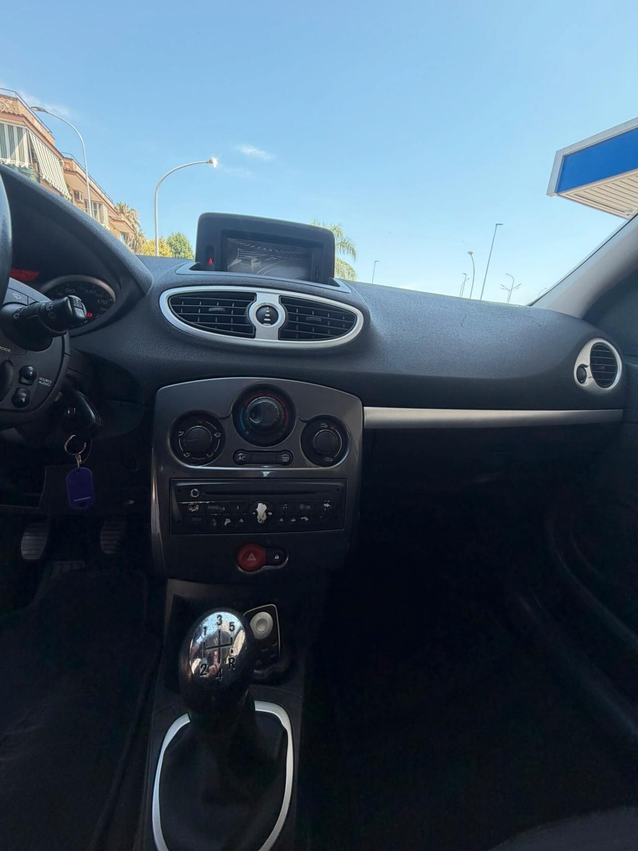 Renault Clio 1.2 16V 5 porte Dynamique