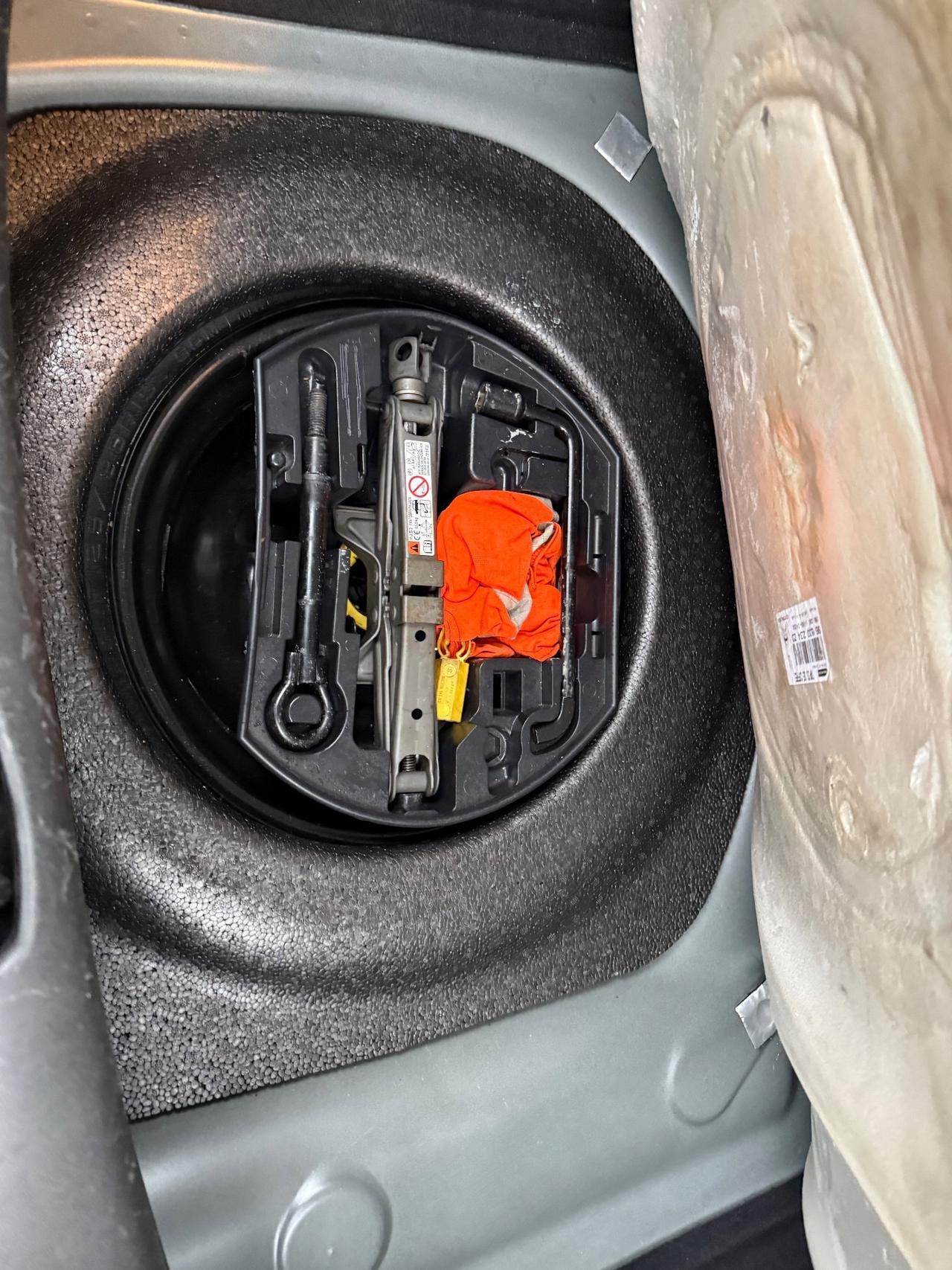 Citroen C3 1.2 VTi 82 Exclusive NEOPATENTATI