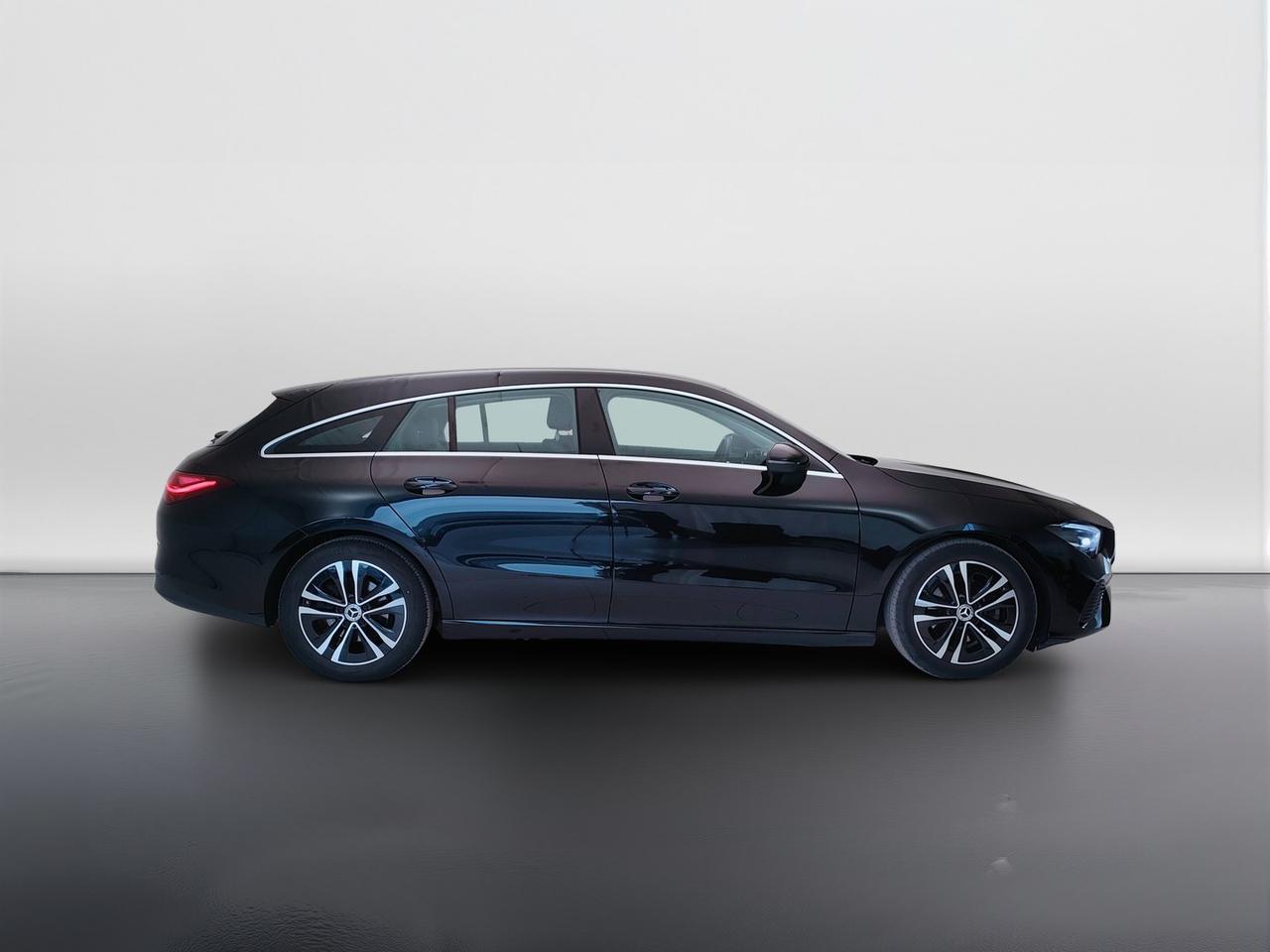 Mercedes-Benz CLA Sh.Brake - X118 2023 - CLA Shooting Brake 180 d Advanced auto