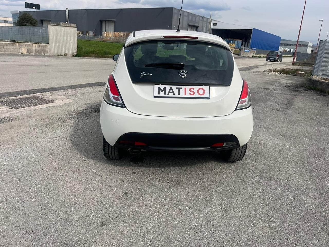 Lancia Ypsilon 1.2 Platinum 99000 km GARANZIA 12m