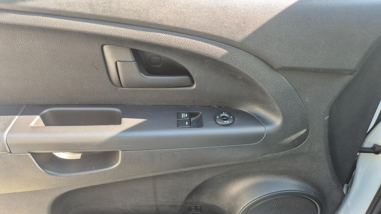 Kia Venga 1.4 CRDi 90CV Cool