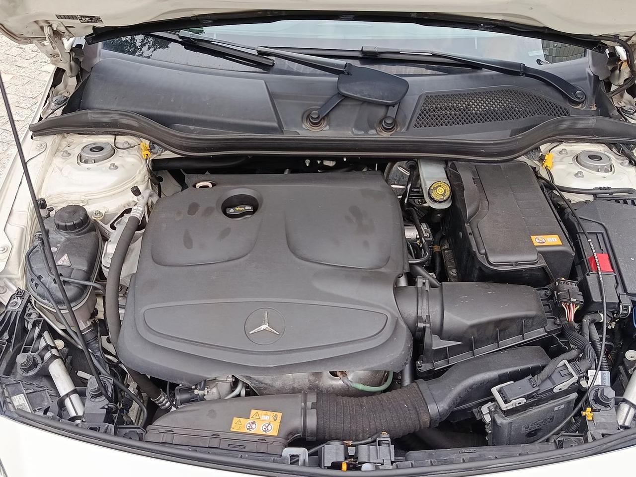 Mercedes-Benz A 180 Night Edition #6499