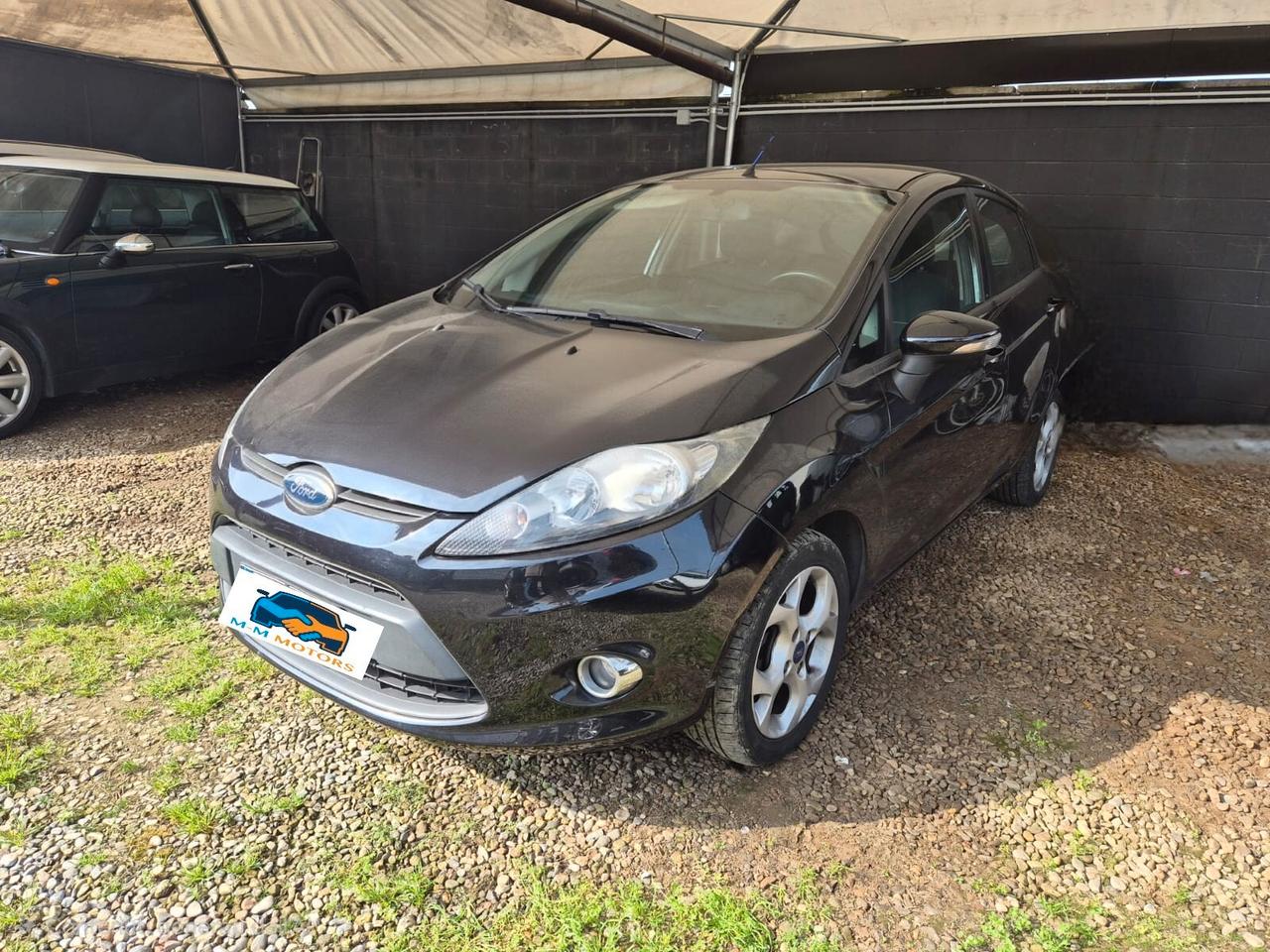 Ford Fiesta 1.4 TDCi 70CV 5 porte Titanium