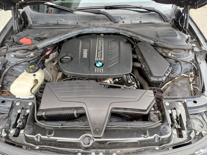 BMW Serie 3 318d Business auto GARANZIA