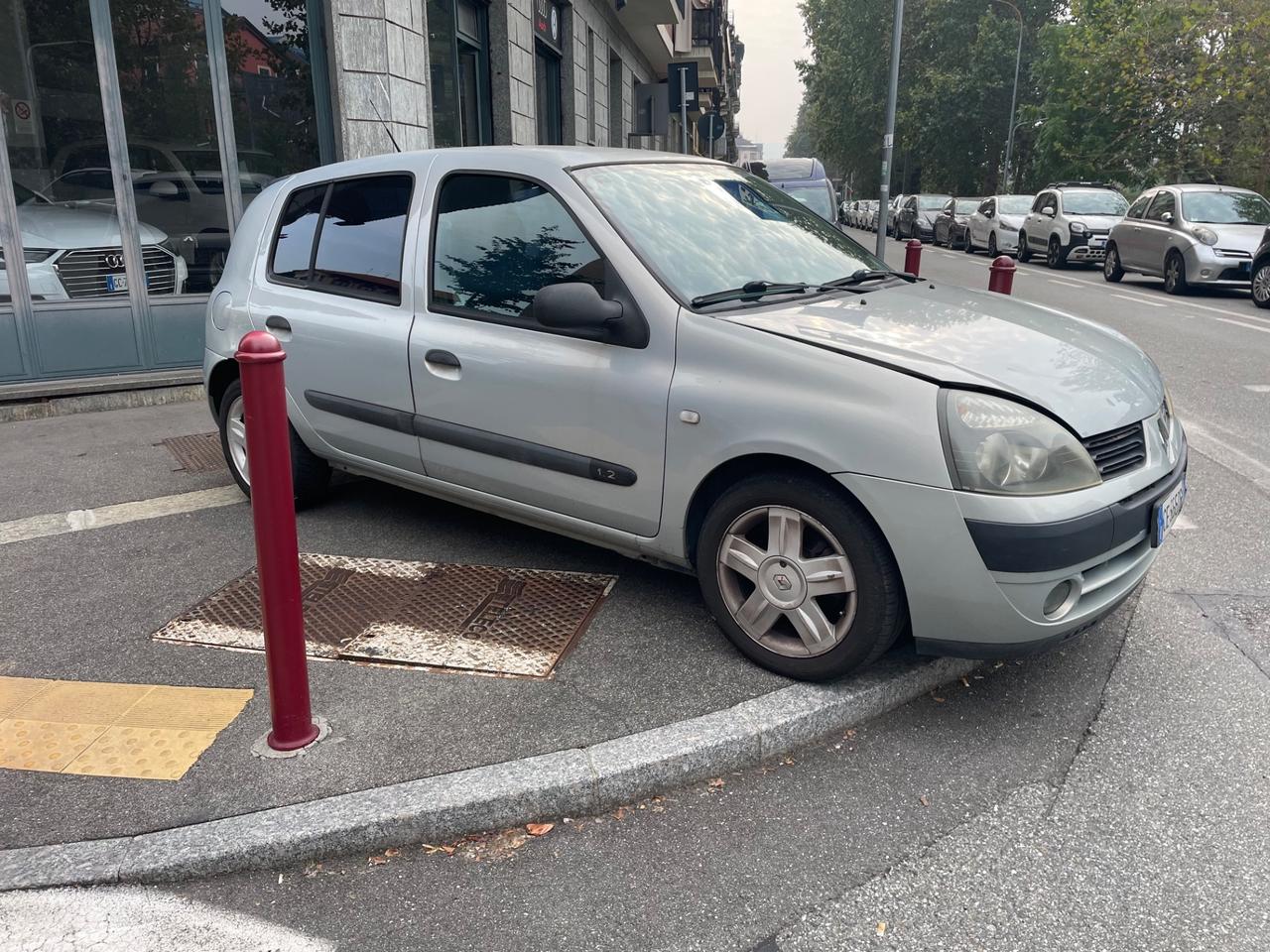 Renault Clio 1.2 cat 5 porte Limited/GARANZIA