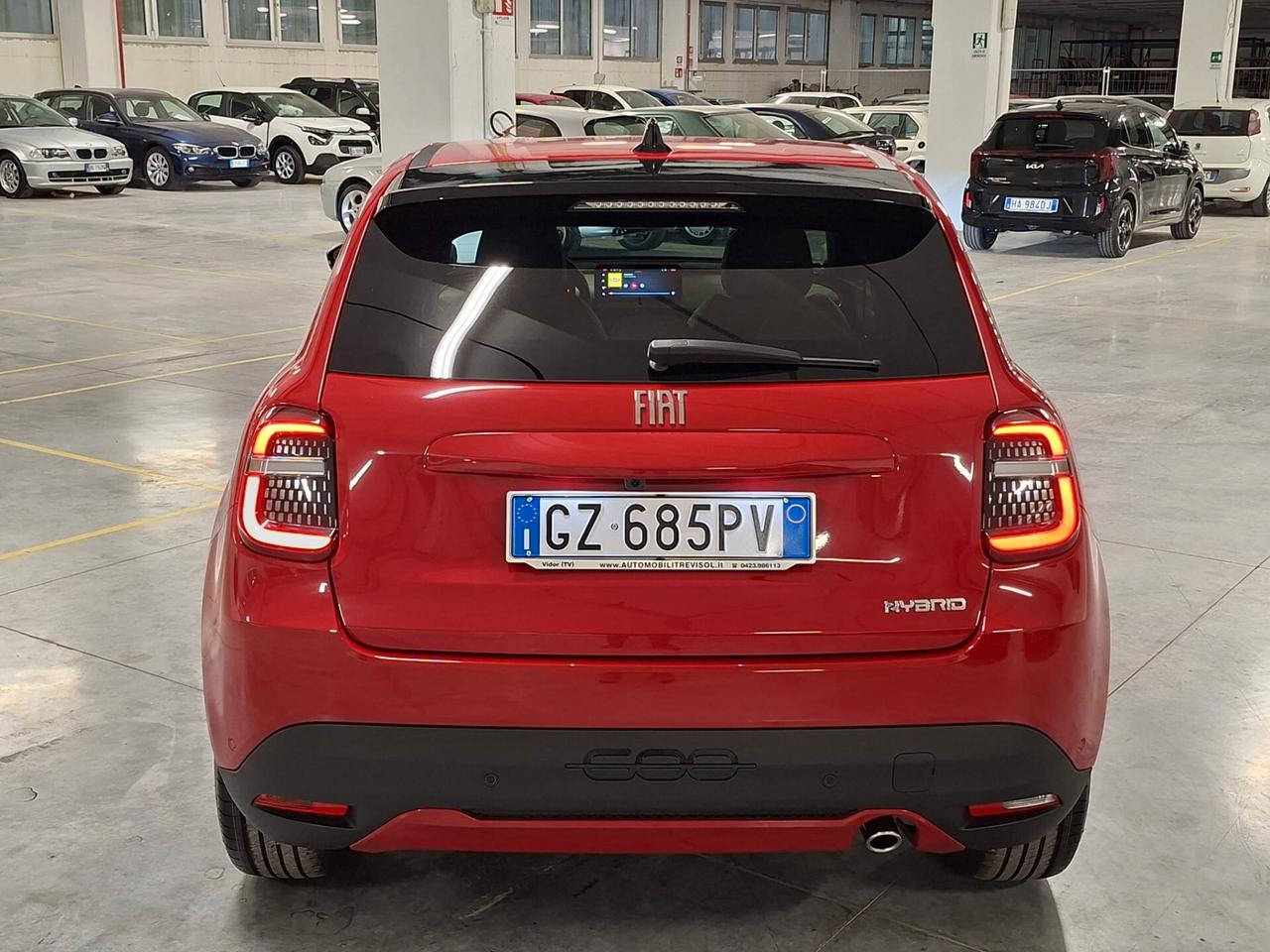 Fiat 600 1200 Turbo mhev Hybrid La Prima DCT Km.0